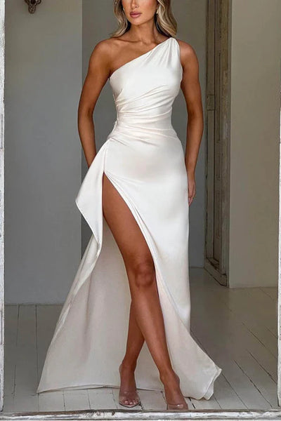 Saten Yırtmaçlı Maxi Elbise